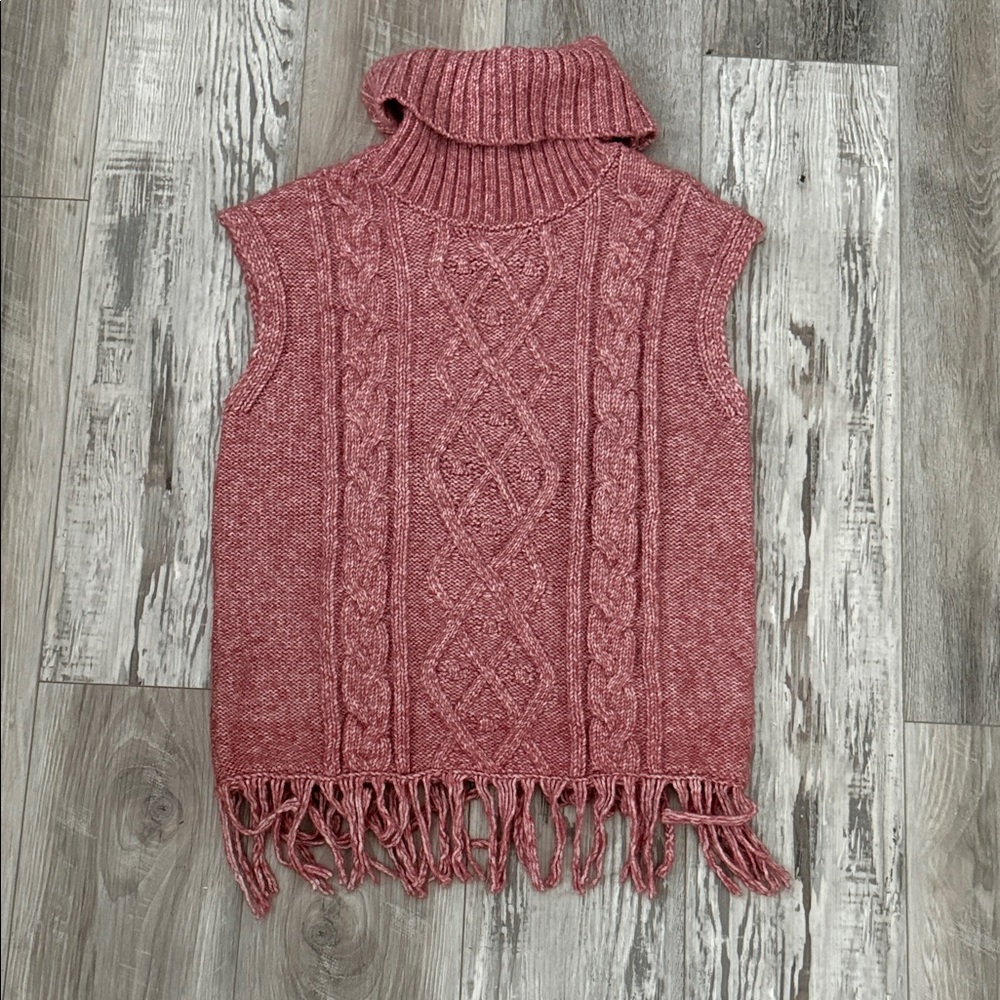 ⭐️Cute Boho sleeveless  sweater